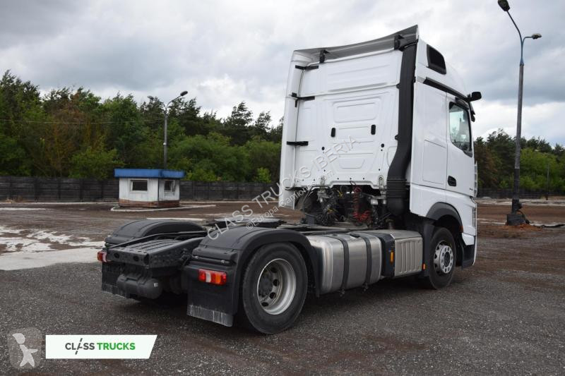 Traktor Mercedes 5 1845 BigSpace Max tanks