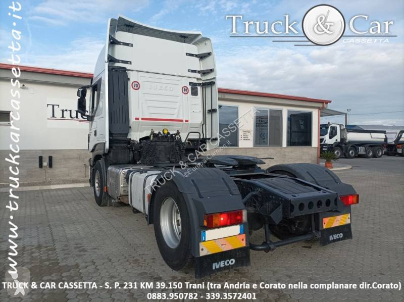 Traktor Iveco