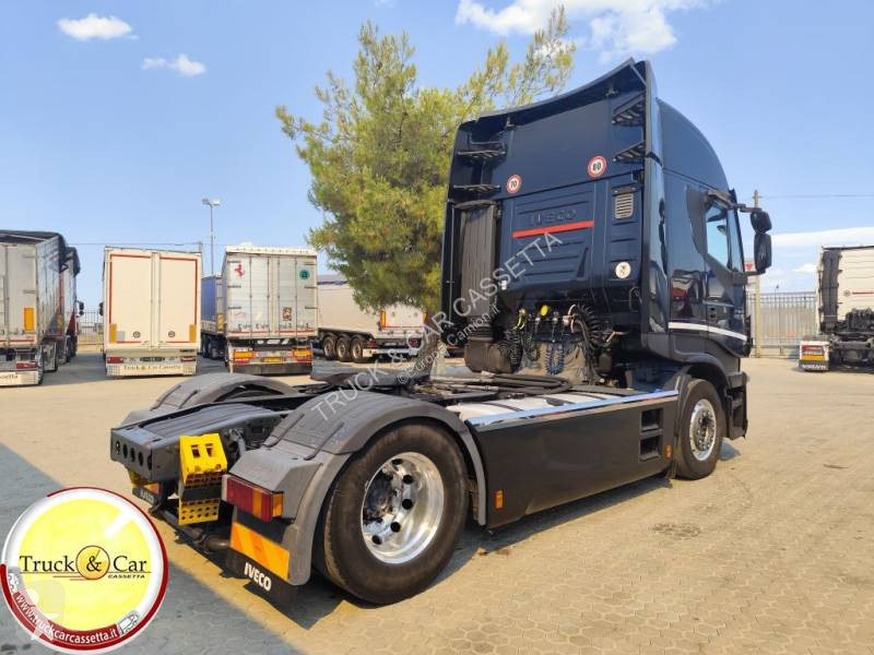 Traktor Iveco