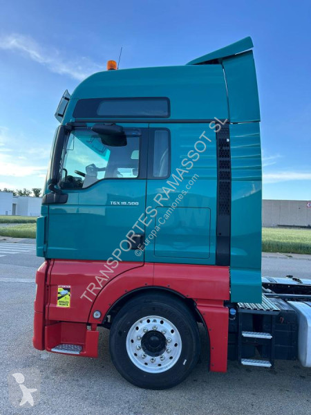 Tracteur MAN 18.500