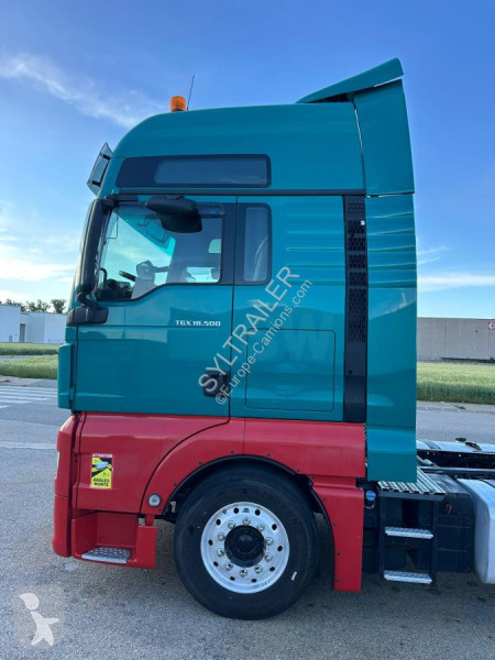 Tracteur MAN 18.500