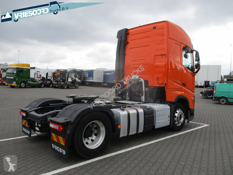 Tracteur Volvo 500
