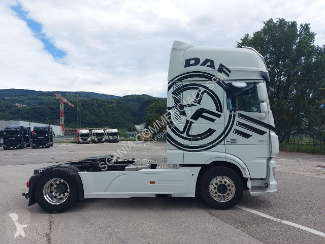 Cabeza tractora DAF XF 530