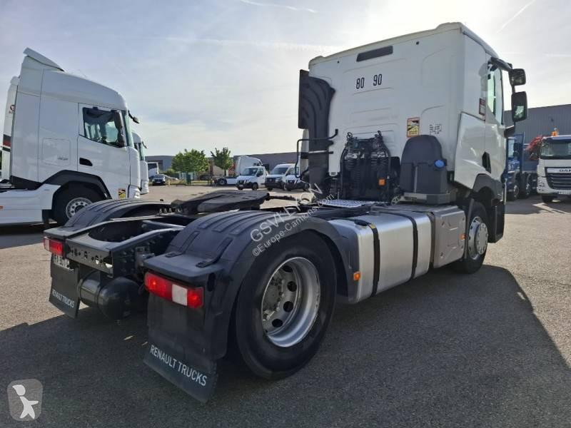 Tractor Renault