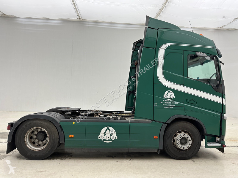 Traktor Volvo 500 Globetrotter