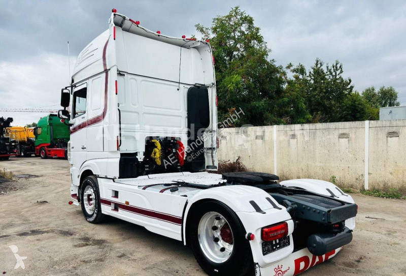 Tractor DAF XF 530