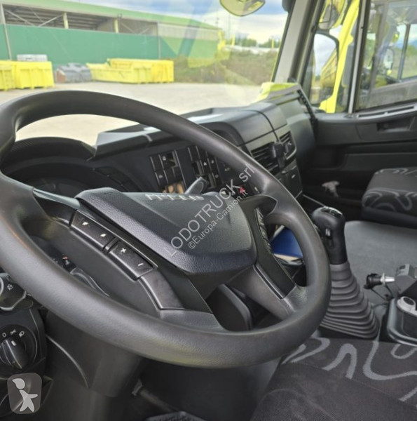 Tractor Iveco TRAKKER