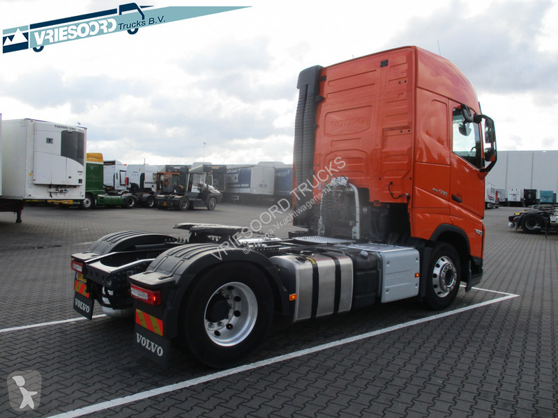 Tracteur Volvo 500 PK WITH STAND/AIRCO