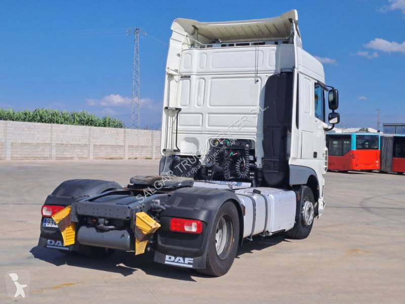 Tracteur DAF