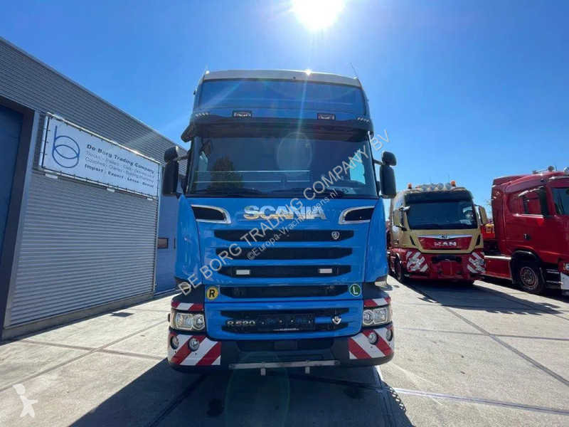 Tahač Scania 520 V8 6x2-4