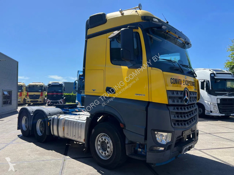 Traktor Mercedes 2663 6x4