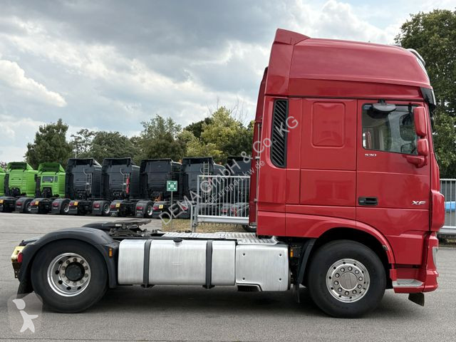Traktor DAF...