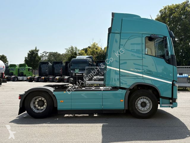 Tahač Volvo FH...