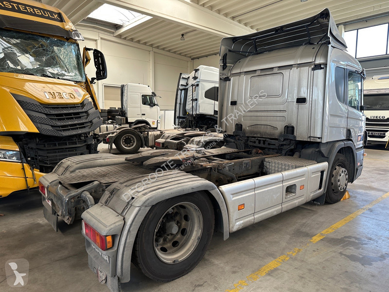 Tracteur Scania P.300
