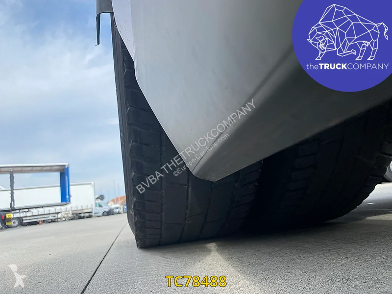 Traktor Volvo 500