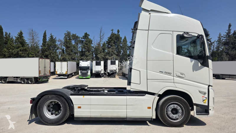 Traktor Volvo 500