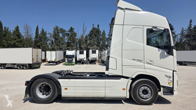 Traktor Volvo 500