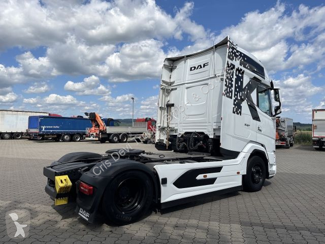Traktor DAF + 530 FT 4x2 Sattelzugmaschine /...