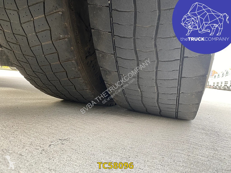 Traktor Volvo 500