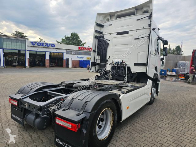 Traktor Renault T 480...