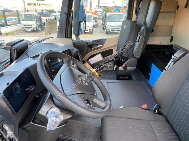 Traktor Mercedes  1848 LS TECHO BAJO