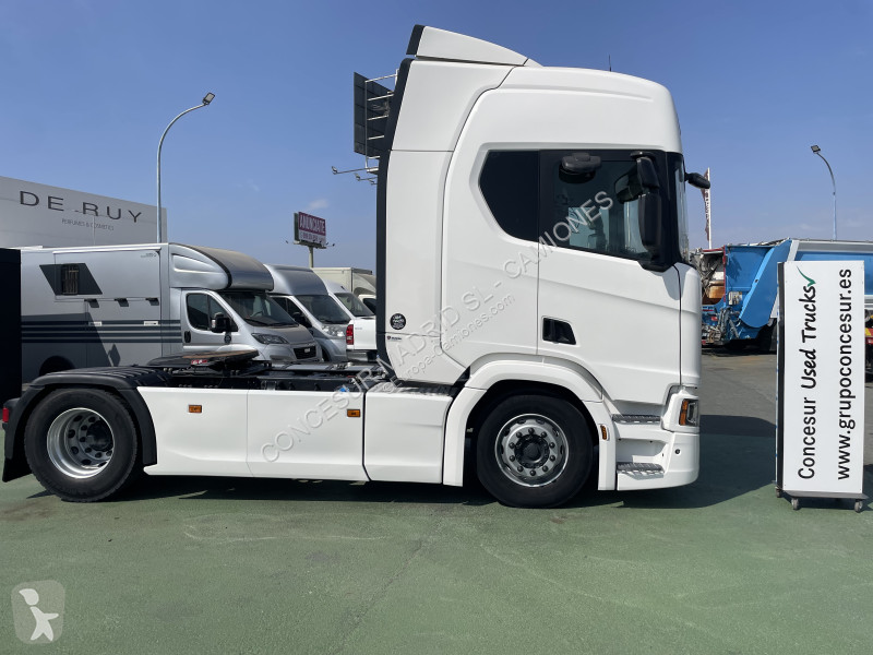 Traktor Scania -Series 450
