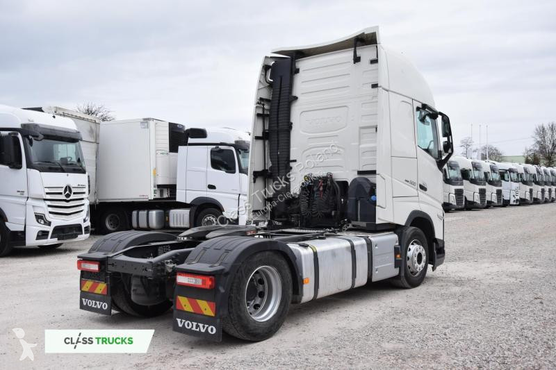 Traktor Volvo 500 Globetrotter XL