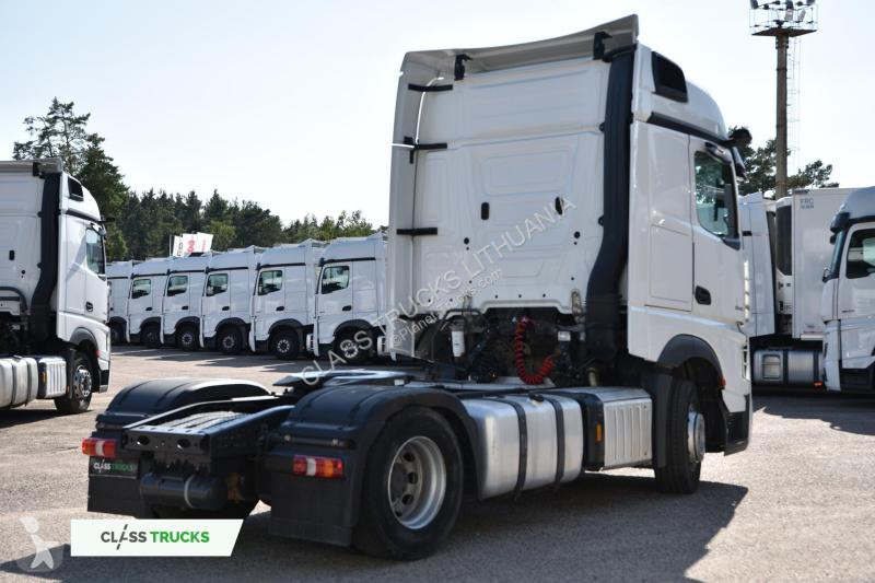 Tahač Mercedes 5 1845 BigSpace, Max tanks