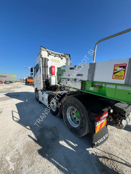 Traktor Volvo 750