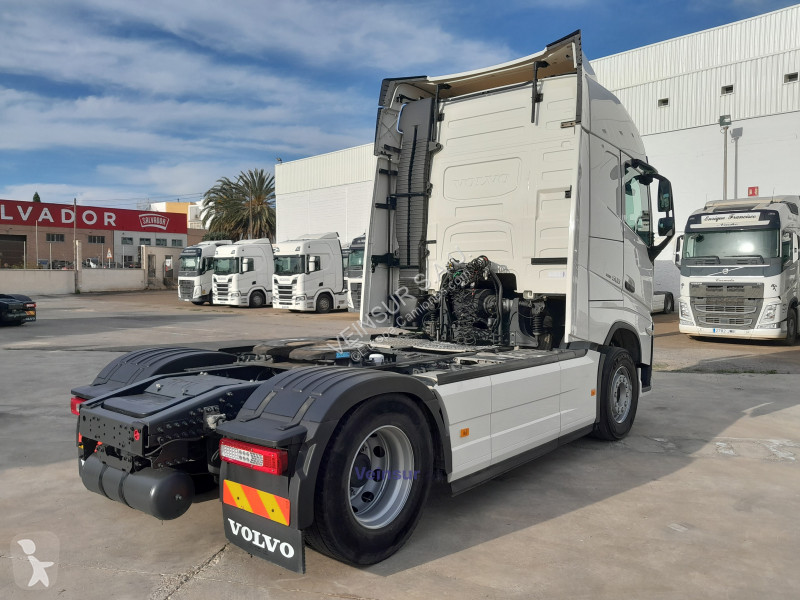 Traktor Volvo 5 I-SAVE