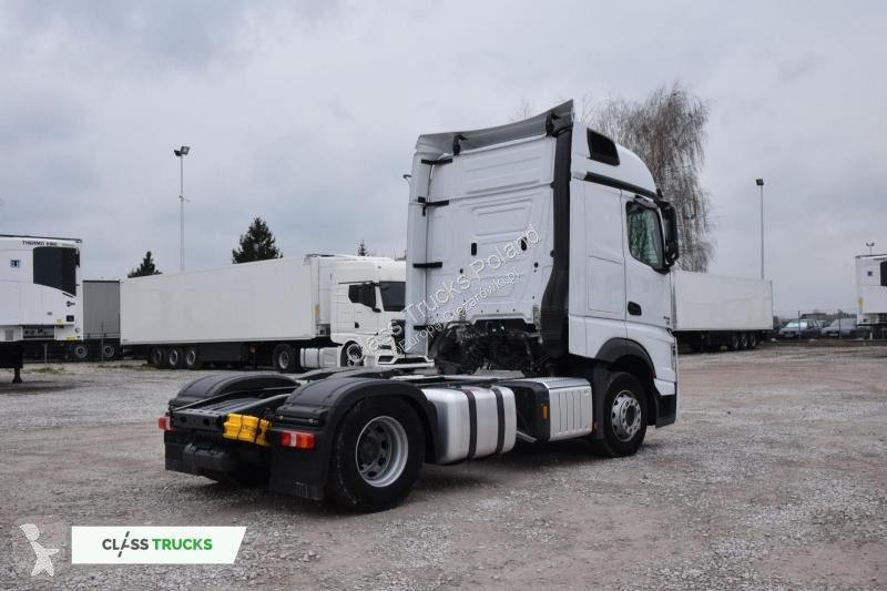 جرار Mercedes 5 1845 BigSpace