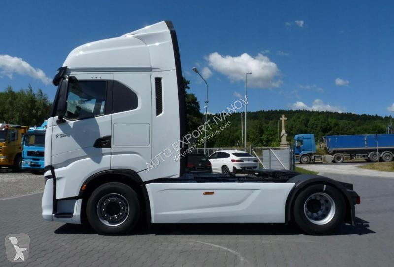 Tracteur Iveco 490