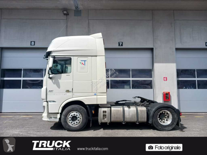 Trattore Stradale DAF XF E6