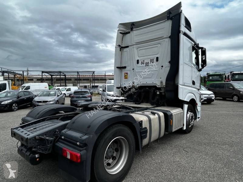 Tractor Mercedes
