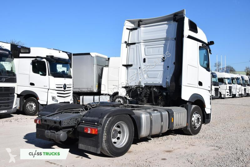 Traktor Mercedes 5 1845 BigSpace
