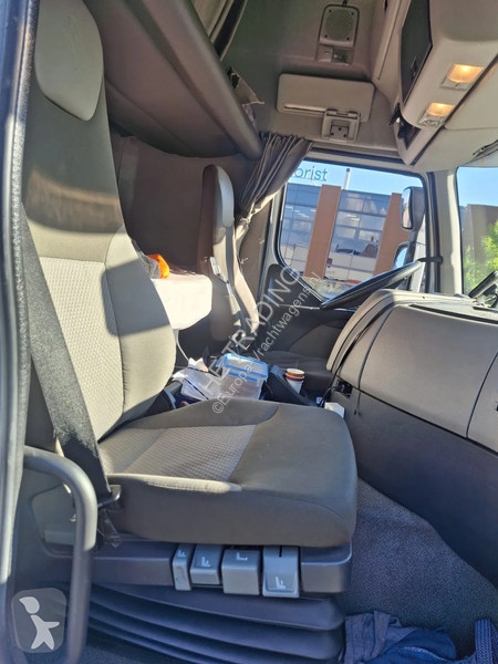 Traktor Renault 460DXI euro 5 automaat , verwacht