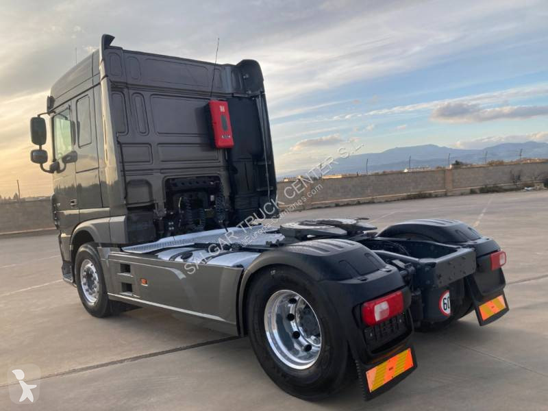 Traktor DAF