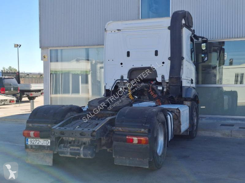 Traktor Mercedes