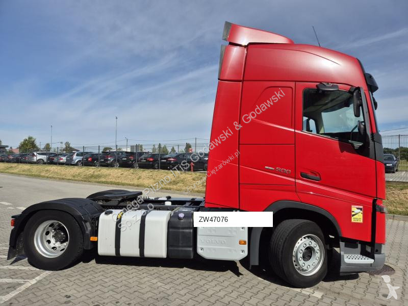 Cap tractor Volvo FH500
