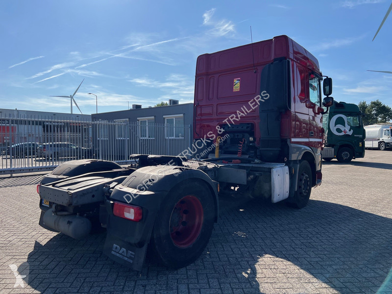 جرار DAF 440 Space Cab