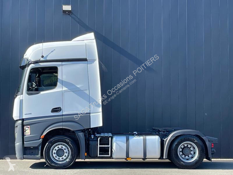 Traktor Mercedes 1845 LS 4x2 BigSpace 2.50M