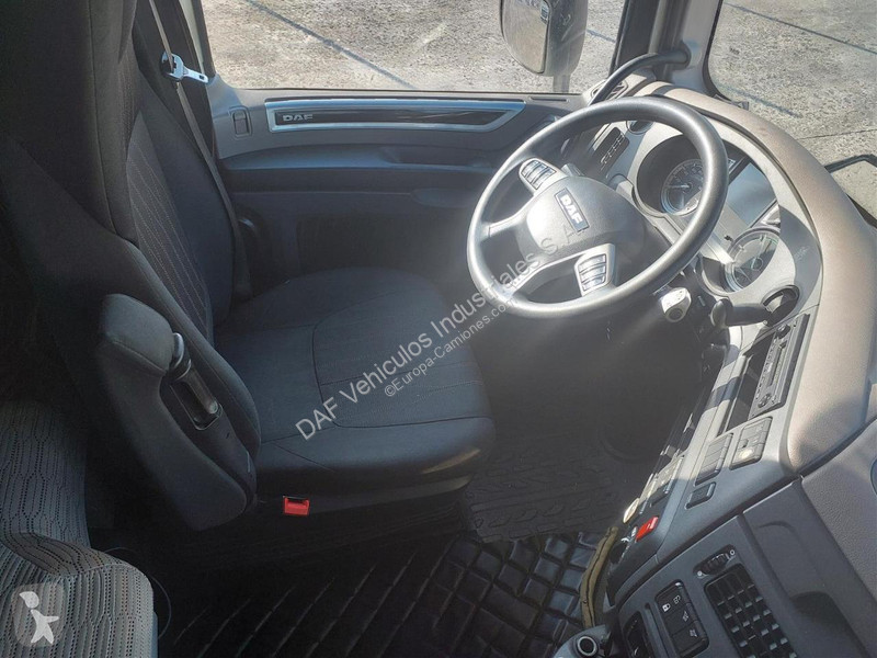 Tratores DAF XF  FT 4X2