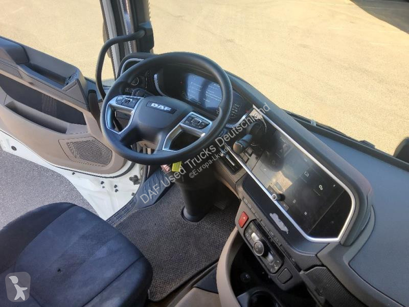 جرار DAF XG  FT 4X2
