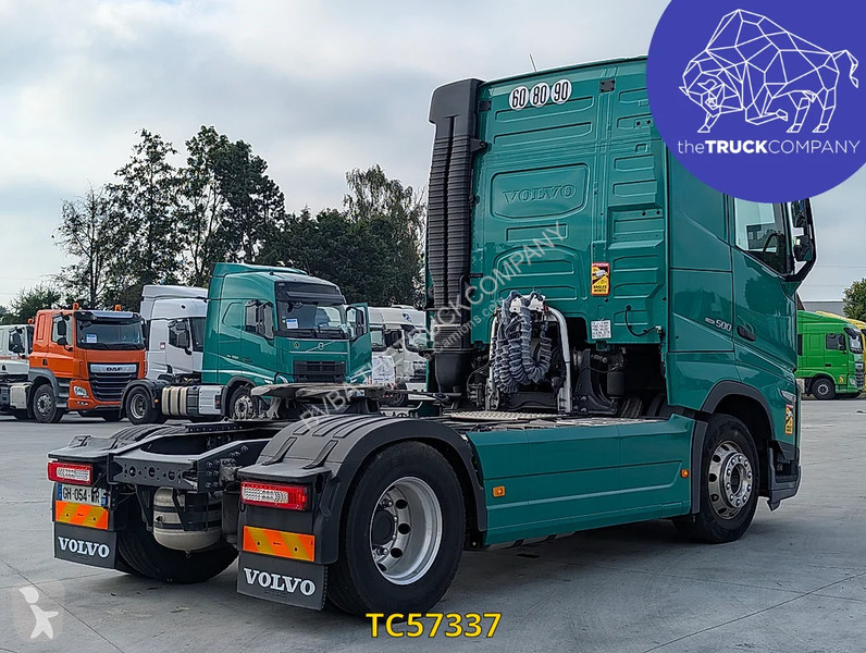جرار Volvo 500