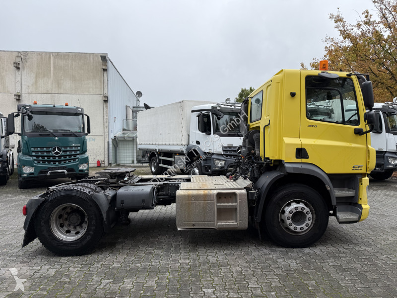 جرار DAF CF 370 4X2