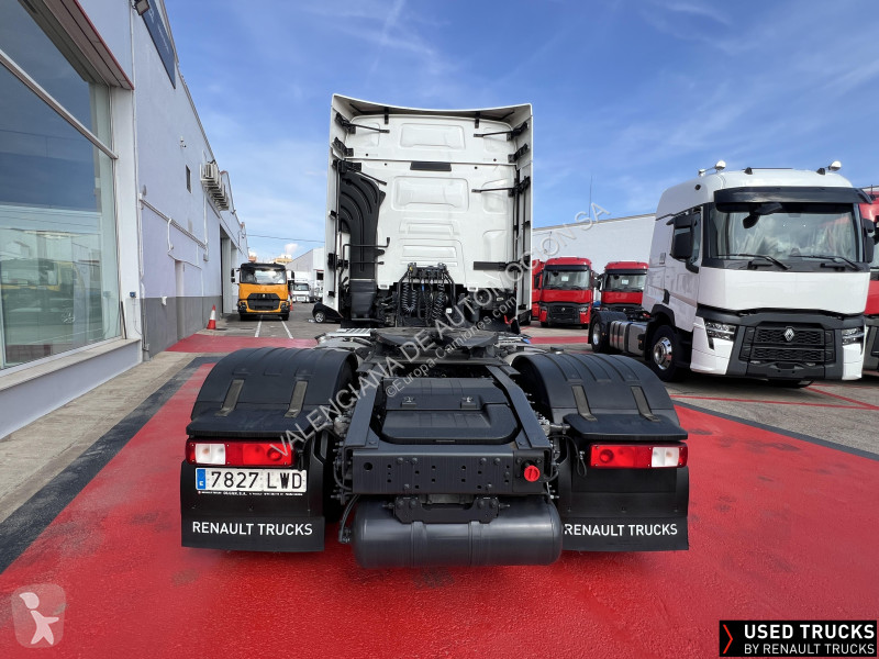 جرار Renault