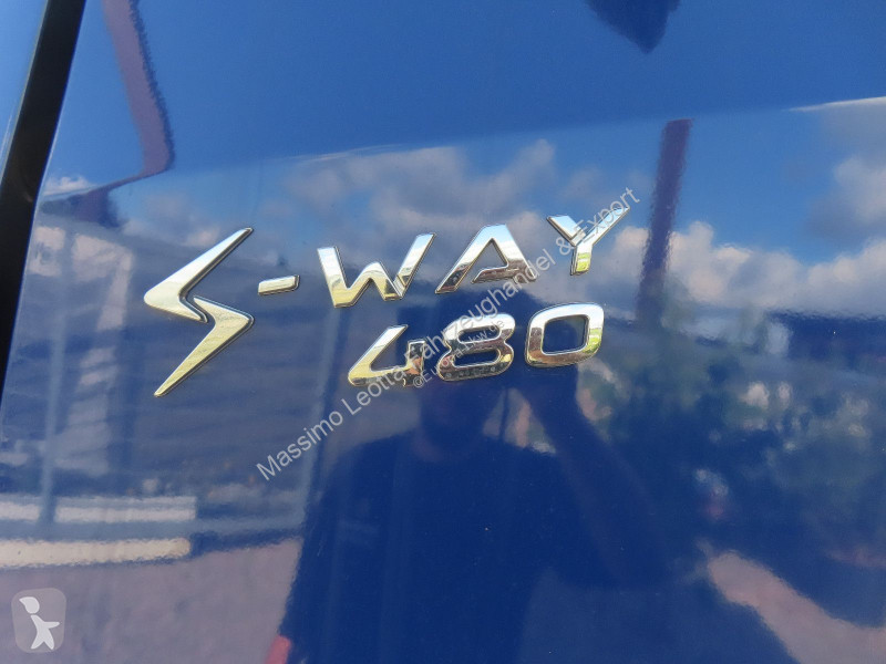 جرار Iveco S-Way 480 Intarder FZ.21