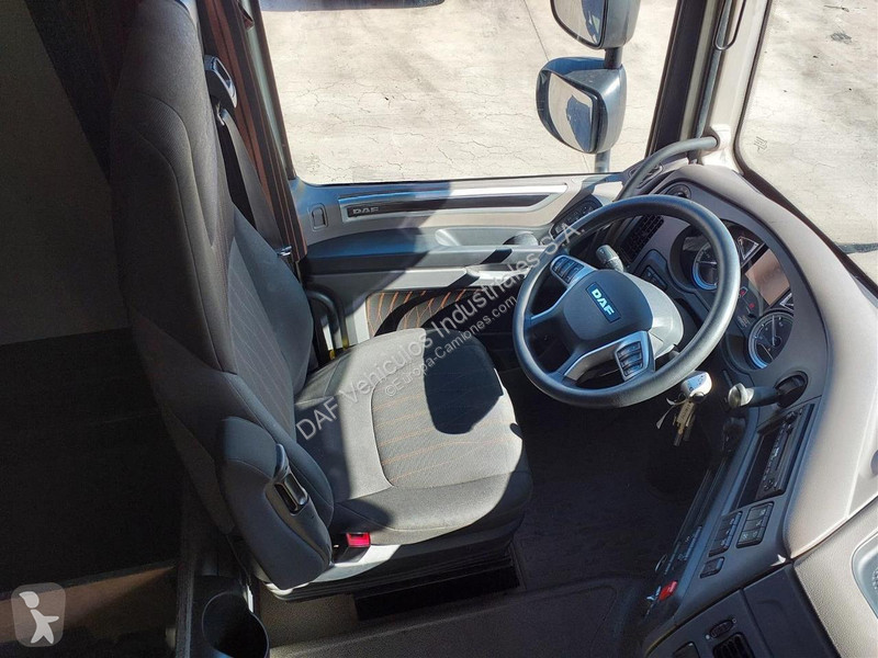 Tracteur DAF XF  FT 4X2