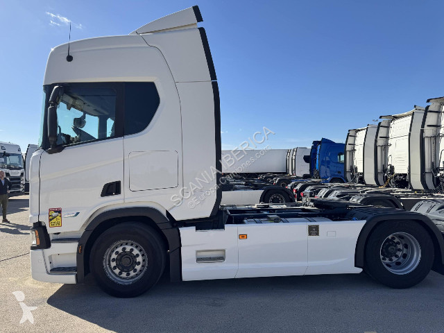 جرار Scania R 460 A4x2NA
