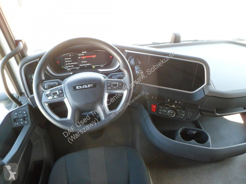Tratores DAF XFn  FT 4X2